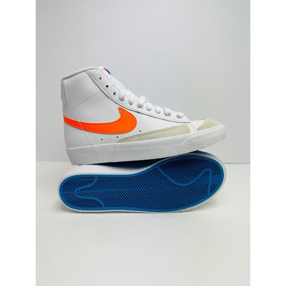 5Y FITS 6.5 W NIKE Blazer Mid '77 GS 'White Total Orange DA4086 116 - Picture 1 of 7